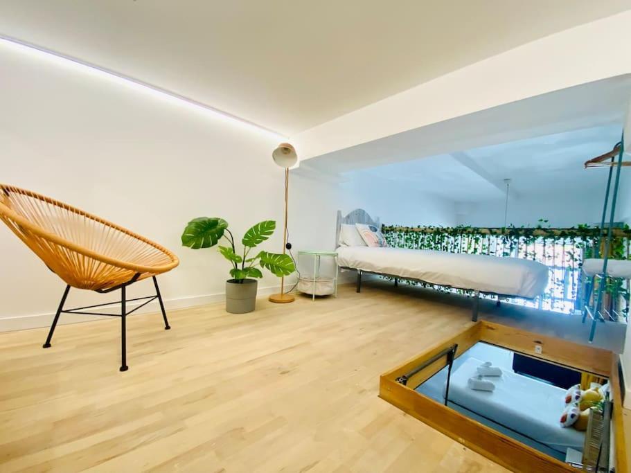 Flat For Family & Groups Valence